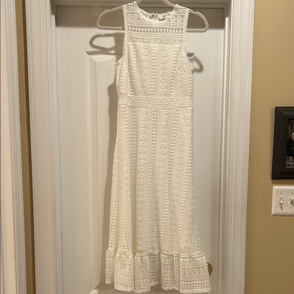 Miami White Lace Top
